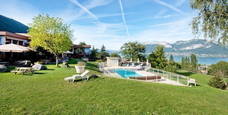 Village Club Les Balcons Du Lac D'Annecy - Neaclub Севрие Экстерьер фото