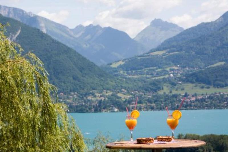 Village Club Les Balcons Du Lac D'Annecy - Neaclub Севрие Экстерьер фото